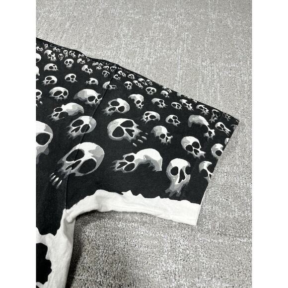 Vintage 1992 Liquid Blue All Over Print Skull T Shirt Single Stitch Mens Large - Picture 2 of 7